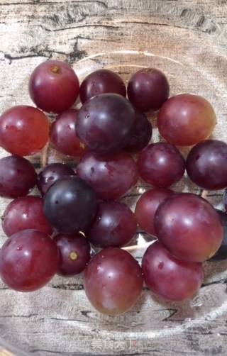 Canned Grapes recipe