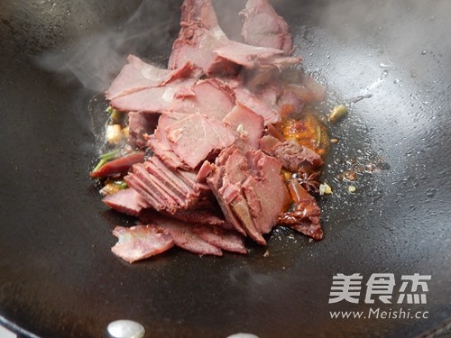 Cabbage Beef Stewed Vermicelli recipe