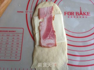 Cinnamon Bacon Cheese Rolls recipe