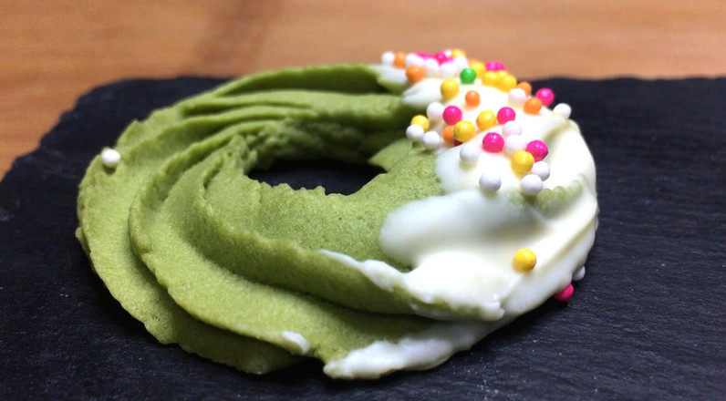 Matcha Christmas Wreath Biscuits, Light Tea Fragrance and Rich Butter recipe