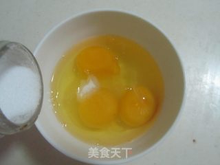 Scrambled Eggs with Pork Belly Mushroom and Loofah recipe