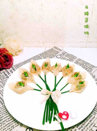 Calla Lily and Vegetable Meat Wontons recipe