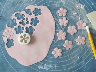 Fondant Cake---peach Blossom recipe