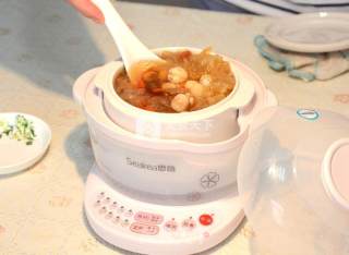 White Fungus and Lotus Seed Soup recipe