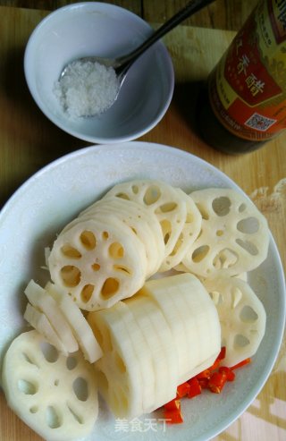 Sweet and Sour Lotus Root Slices recipe