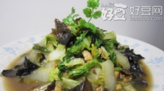 Stir-fried Shredded Pork with Milk Cabbage recipe