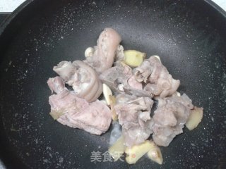 Braised Pork Trotters with Soy Sauce recipe
