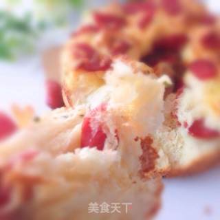 #新良第一节婚纱大赛# Sausage and Cheese Shredded Bread recipe