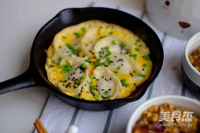 Fried Dumplings and Eggs recipe