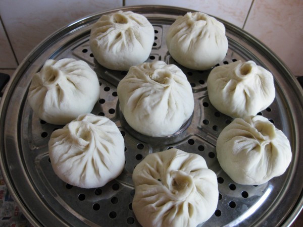 Steamed Buns with Wild Vegetables and Minced Meat recipe