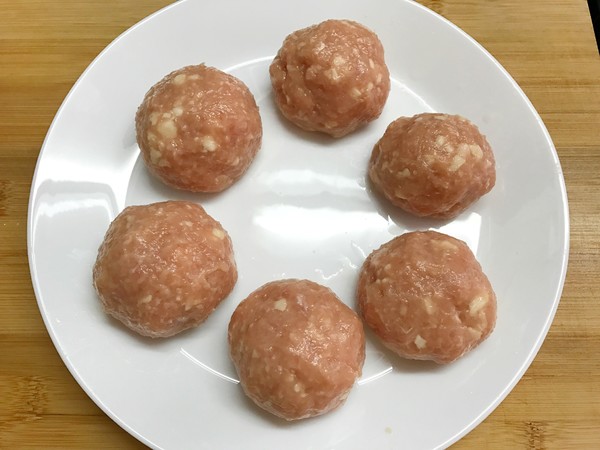 Meat Ball with Soy Sauce recipe