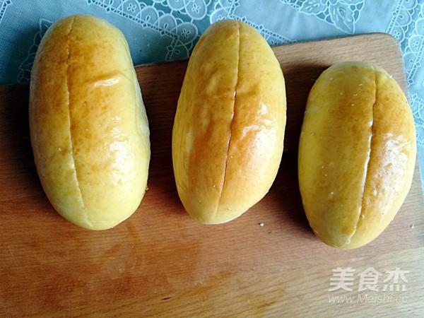 Crispy Sausage and Cabbage Meal Buns recipe