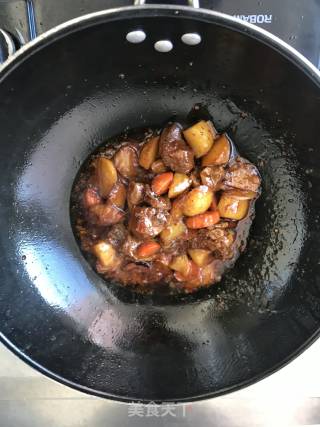 Roast Potatoes and Beef recipe