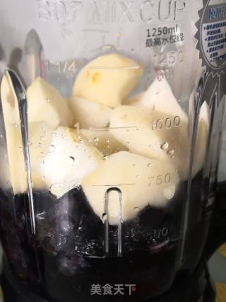 Mulberry Blueberry Honey Pear Drink recipe