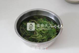 Toon Sprouts Mixed with Dried Incense recipe