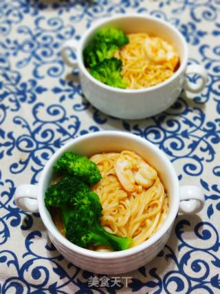 Shrimp Oil Noodle recipe