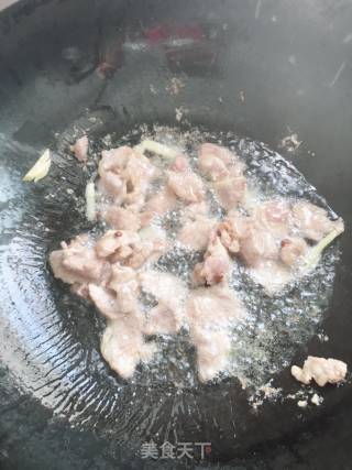Stir-fried Pork with Calabash recipe
