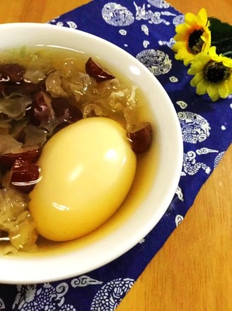 Snow Fungus, Red Dates, Eggs and Syrup recipe