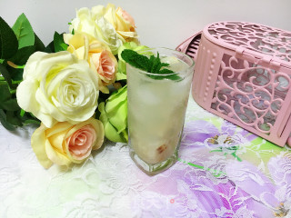 Iced Lychee Mint Drink recipe