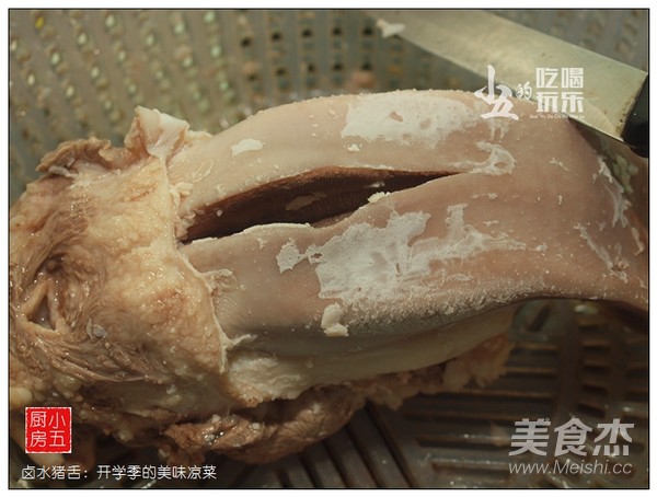 Delicious Cold Dish of Brine Pork Tongue recipe