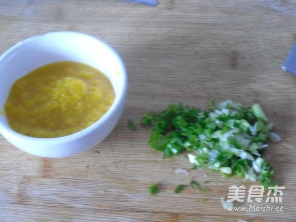Braised Pork Slices in Golden Soup recipe
