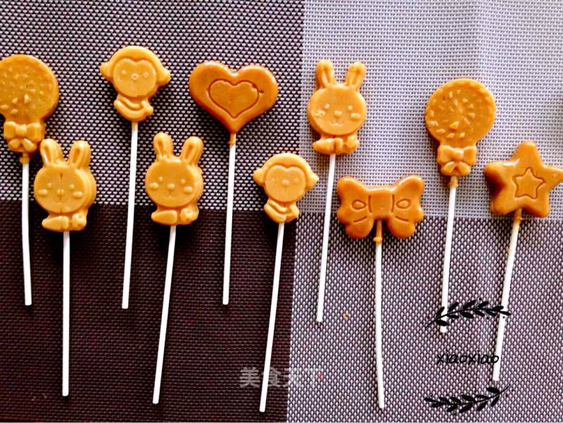 #aca烤明星大赛#peanut Toffee Lollipop recipe