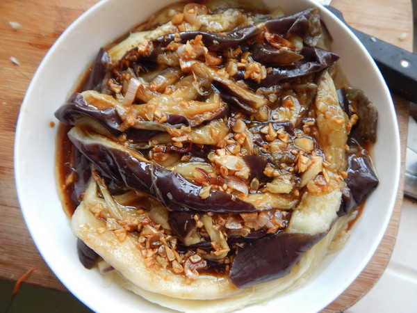 Eggplant with Garlic Sauce recipe