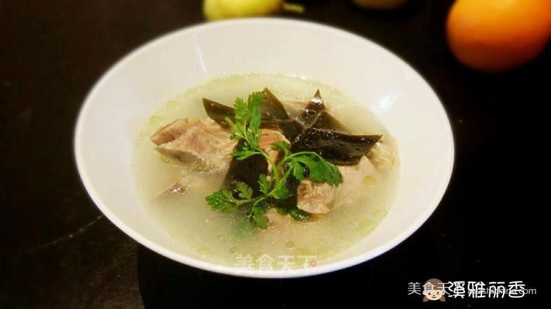 Seaweed Pork Ribs Soup recipe