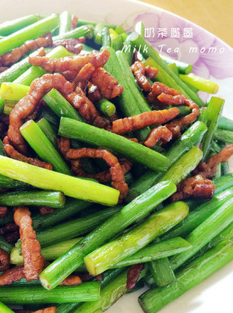 Stir-fried Shredded Pork with Garlic Moss recipe