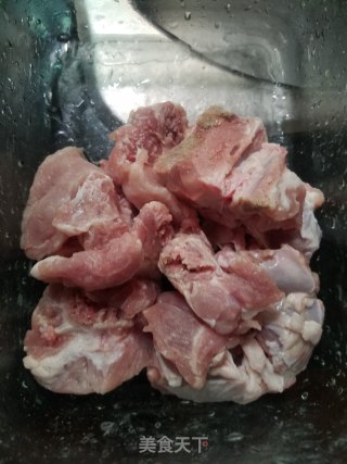 Braised Pork Ribs with Carrots and Potatoes recipe