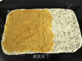 Black Sesame Sweet Potato Twisted Bread recipe