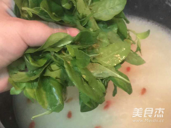 Pork Liver Soup with Wolfberry Leaf in Congee Base recipe