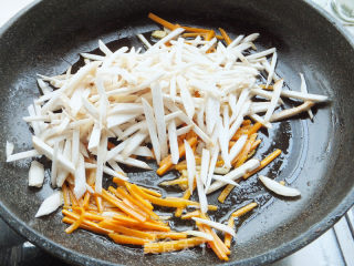 Shredded King Pleurotus in Oyster Sauce recipe