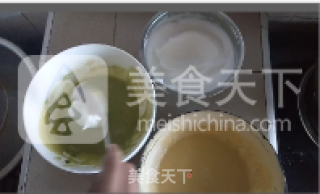 Matcha Double Chiffon Cake recipe