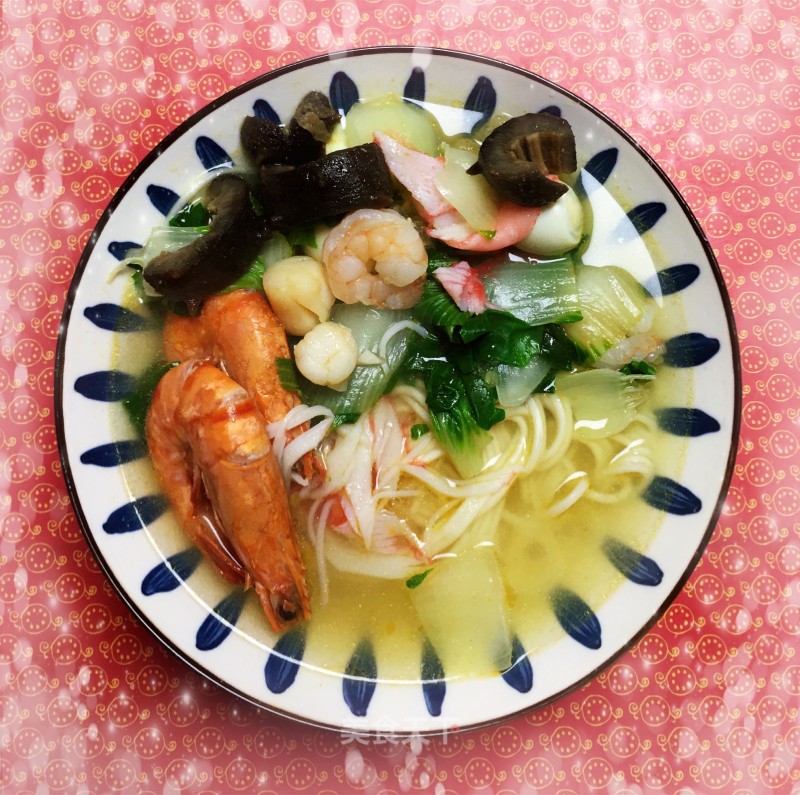 Shrimp and Sea Cucumber Noodles recipe