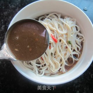 Tofu Dumplings and Two Fu Noodles-nutrition is The Meal--soy Sauce Pork Trotters Noodles recipe