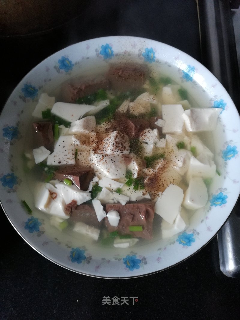 Duck Blood Tofu Soup recipe