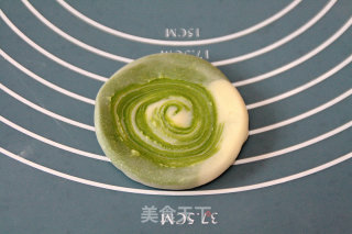 Knowing Everything is Endless: [two-color Circle Spiral Pastry] recipe