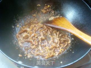 Bean Sprouts and Shredded Pork Braised Cakes recipe