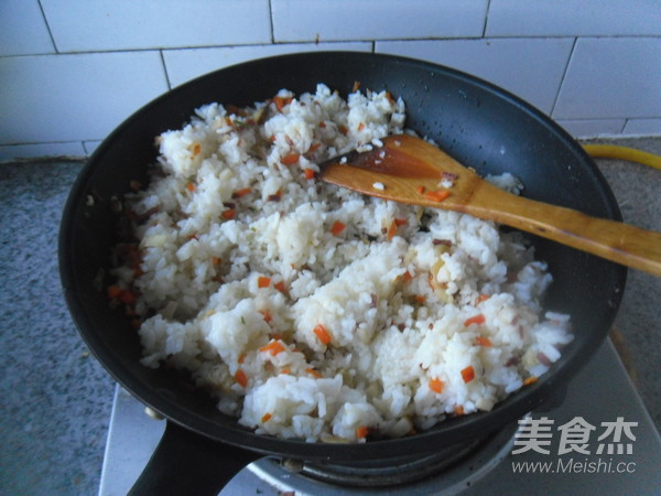 Fried Rice with Ham and Salted Egg recipe