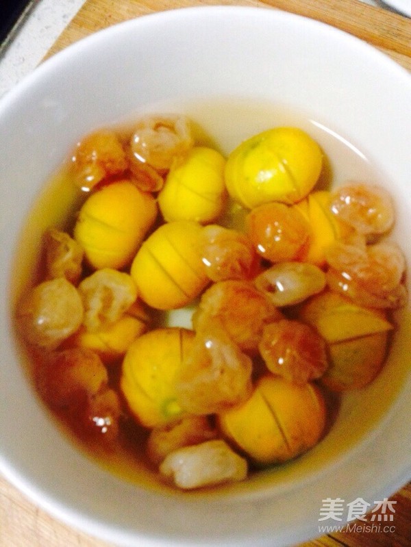 Stewed Small Kumquat with Rock Sugar and Longan Wolfberry recipe