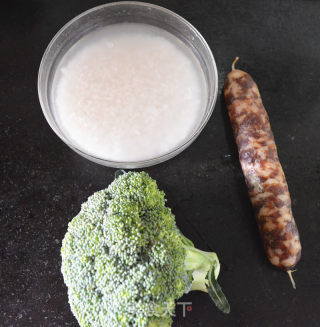 Claypot Rice with Broccoli and Sausage recipe