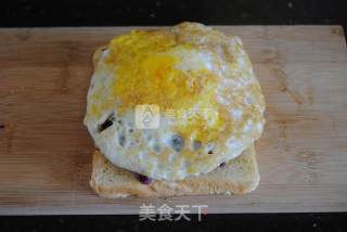 Delicious Breakfast Sandwich#小熊托士炉# recipe