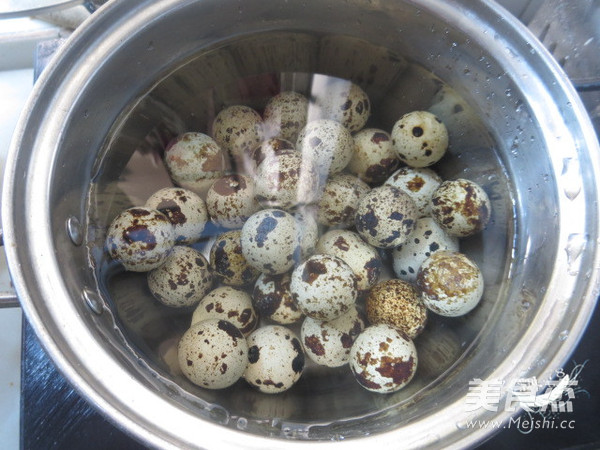 Quail Quail Eggs with Cola Soy Sauce recipe