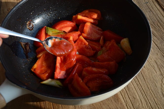 Stewed Beef Brisket with Tomatoes recipe