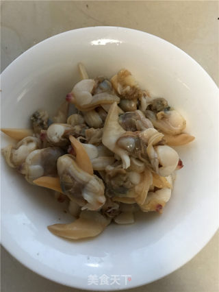 Clams Mixed with Spinach recipe