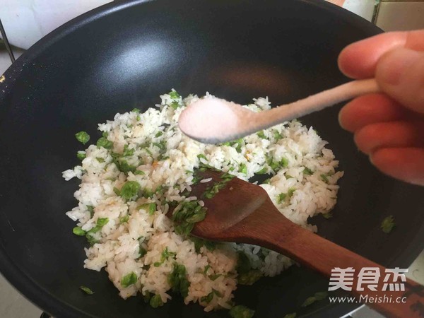 Fried Rice with Yuqian Salmon Egg recipe