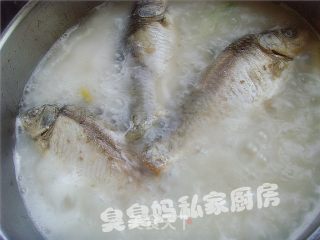 Carp Soup with Shredded Radish recipe