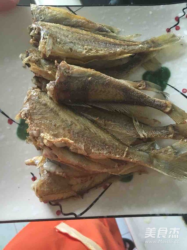 Braised Small Yellow Croaker recipe