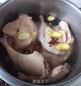 Appetizing Food-salted Duck with Peppercorns recipe